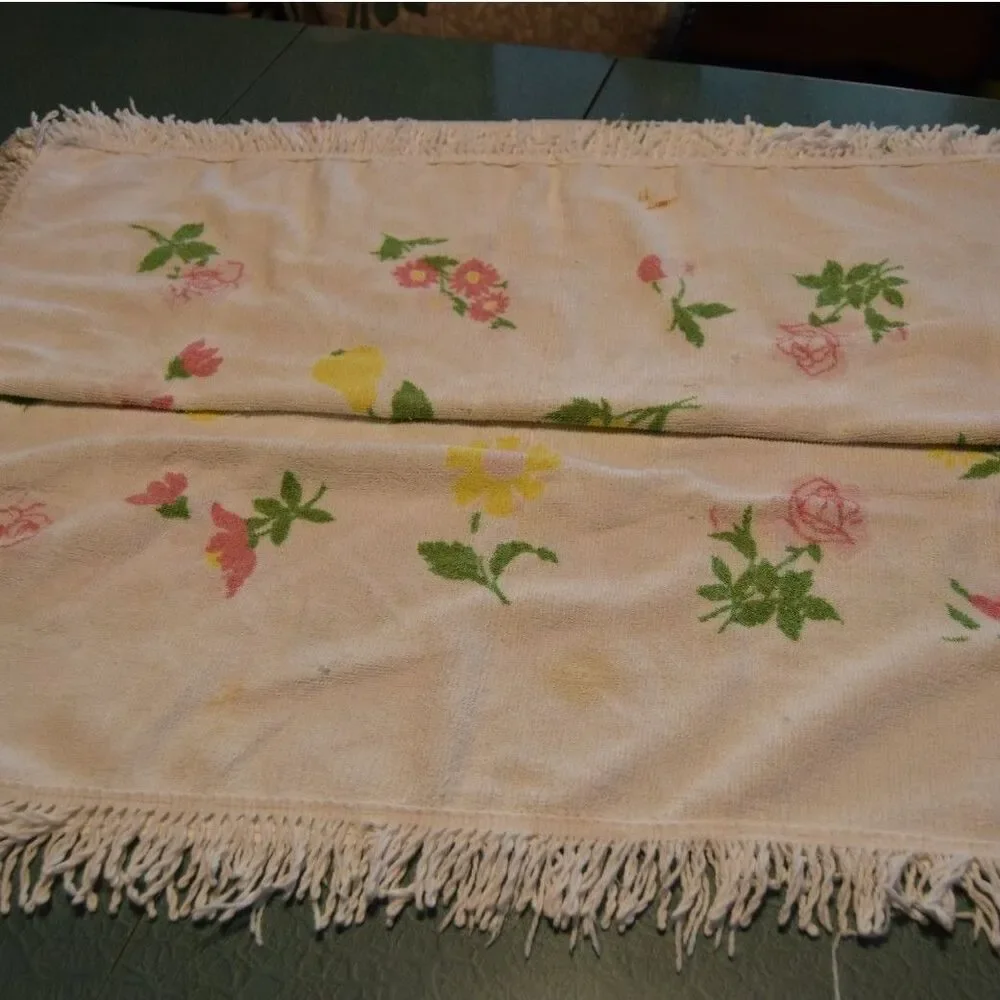 Vintage 1950s Terry Cloth Tablecloth Floral Fringe 54x66 Mid Century Cottage